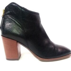 Clarks Lora Lana Black Leather Ankle Boot Size 9.5 New With Tags